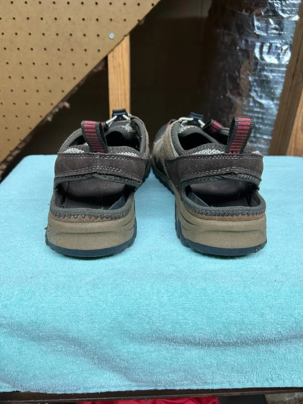 BASS EARTH Mens Sandals Comfortable Shoes Size 12M
